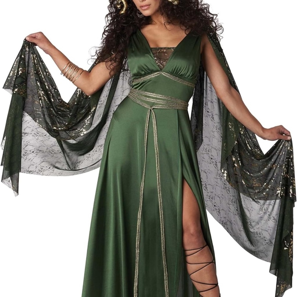 Halloween Costume Medusa